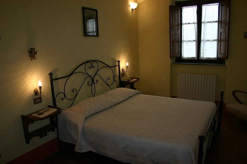 Villa Agriturismo Podere Delle Querci à Castiglion Fiorentino